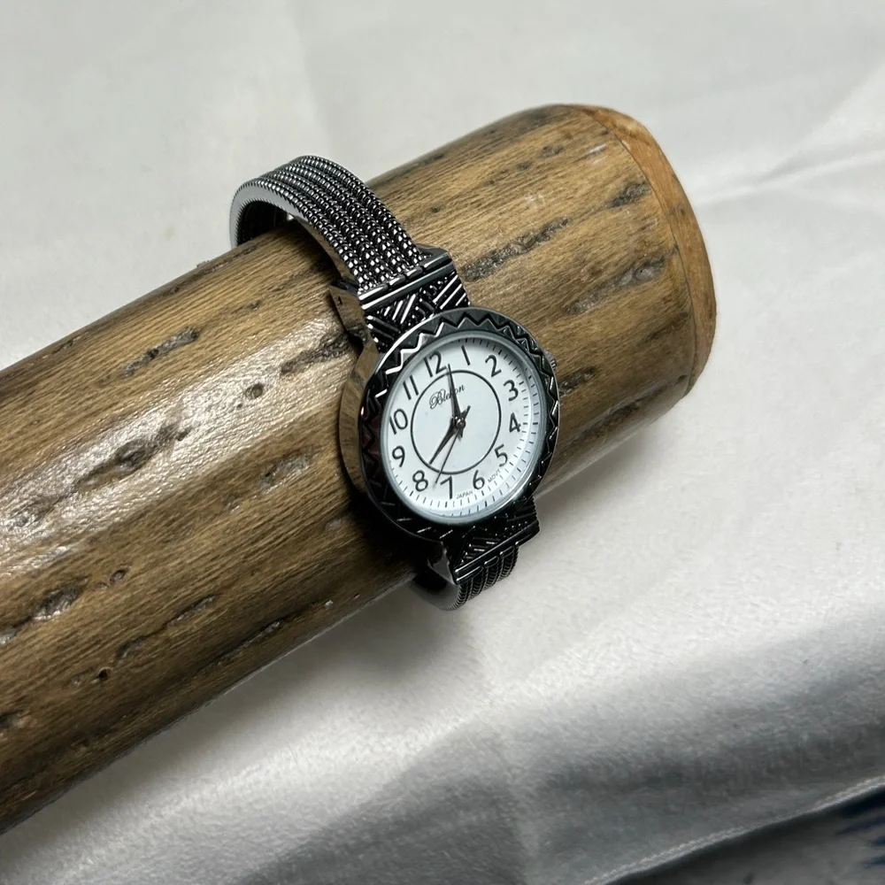 Blekon Woman's Watch Silver Tone Stainless Steel Back Hinged Needs Battery